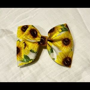 6” Sunflower Bow